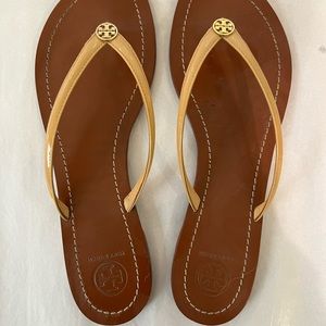 Tory Burch patent leather flip flops.  Size 10